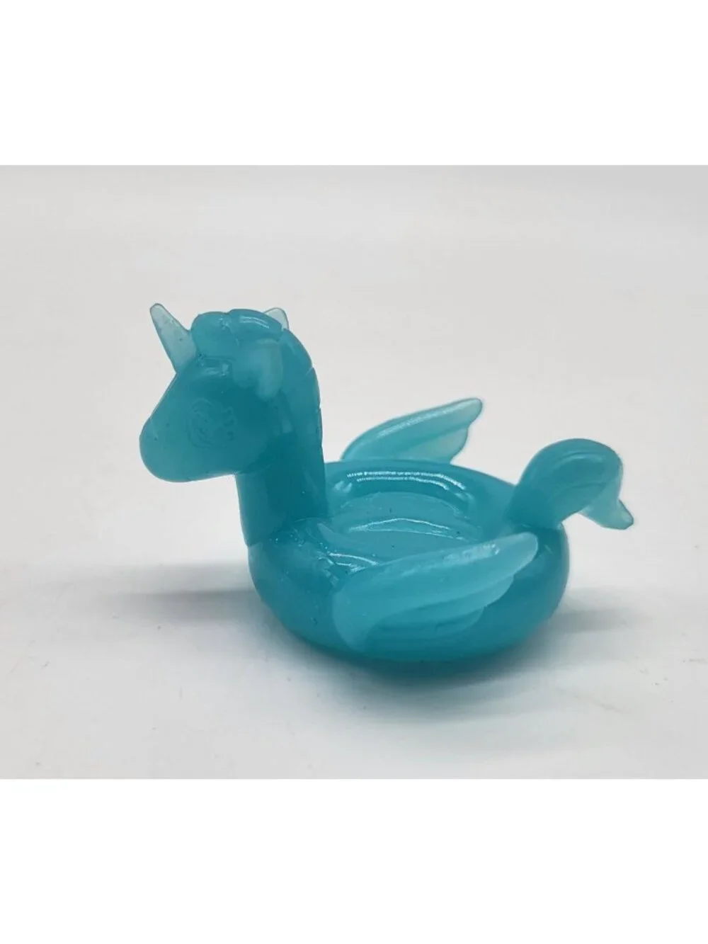 Hatchimals CollEGGtibles Unicorn Family Translucent Unicorn Pool Float Accessory